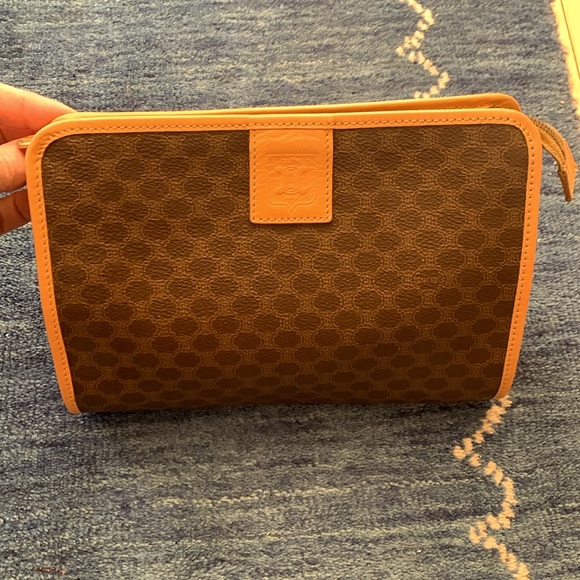 CELINE- Authentic 🍀 EUC! RARE Macadam Large Brown Leather Clutch - Picture 1 of 16